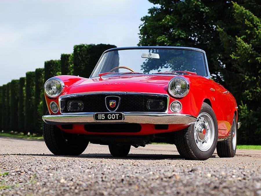  Abarth 2200 Spider 1960 года  (фото 1 из 5)
